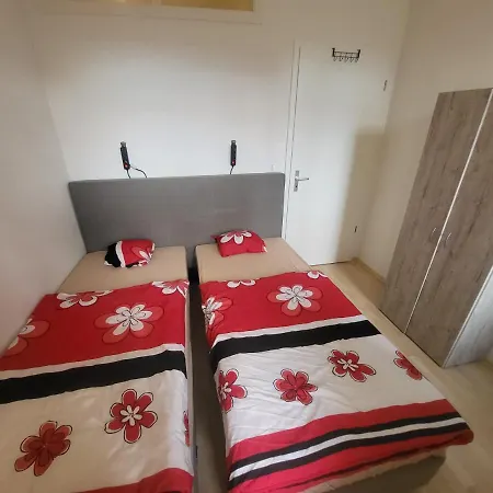 Apartmentzimmer *