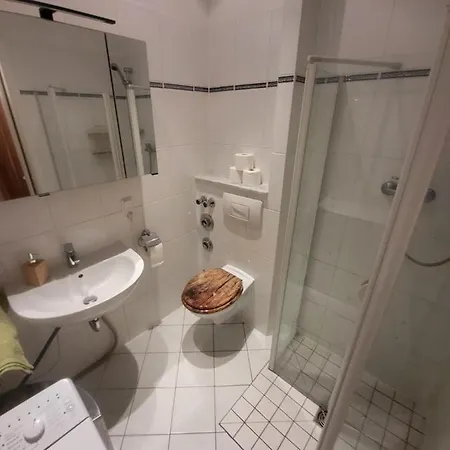 Rum i privatbostad Apartmentzimmer